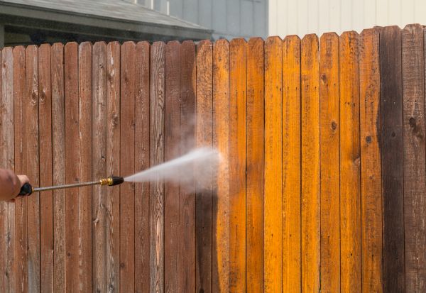 Fence Power Washing in Cedar Falls