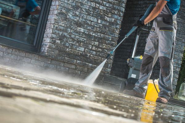 Power Cleaning in Cedar Falls