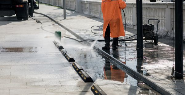 Parking Lot Pressure Washing in Cedar Falls