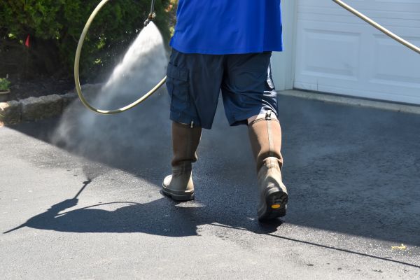 Asphalt Driveway Cleaning in Cedar Falls