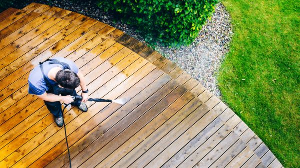 Deck Pressure Cleaning in Cedar Falls