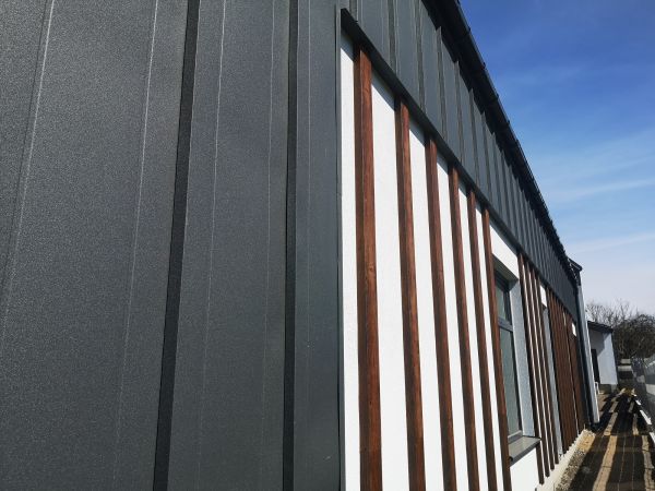 Aluminum Siding Power Washing in Cedar Falls