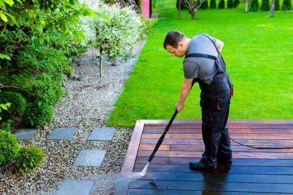 Terrace Washing in Cedar Falls