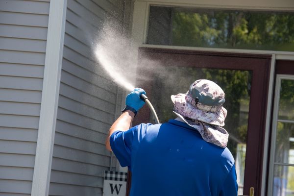 Siding Pressure Washing in Cedar Falls