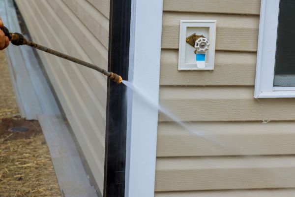 Vinyl Siding Cleaning in Cedar Falls