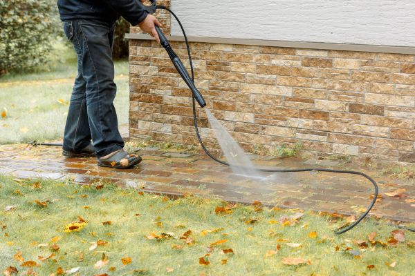 Residential Powerwashing in Cedar Falls